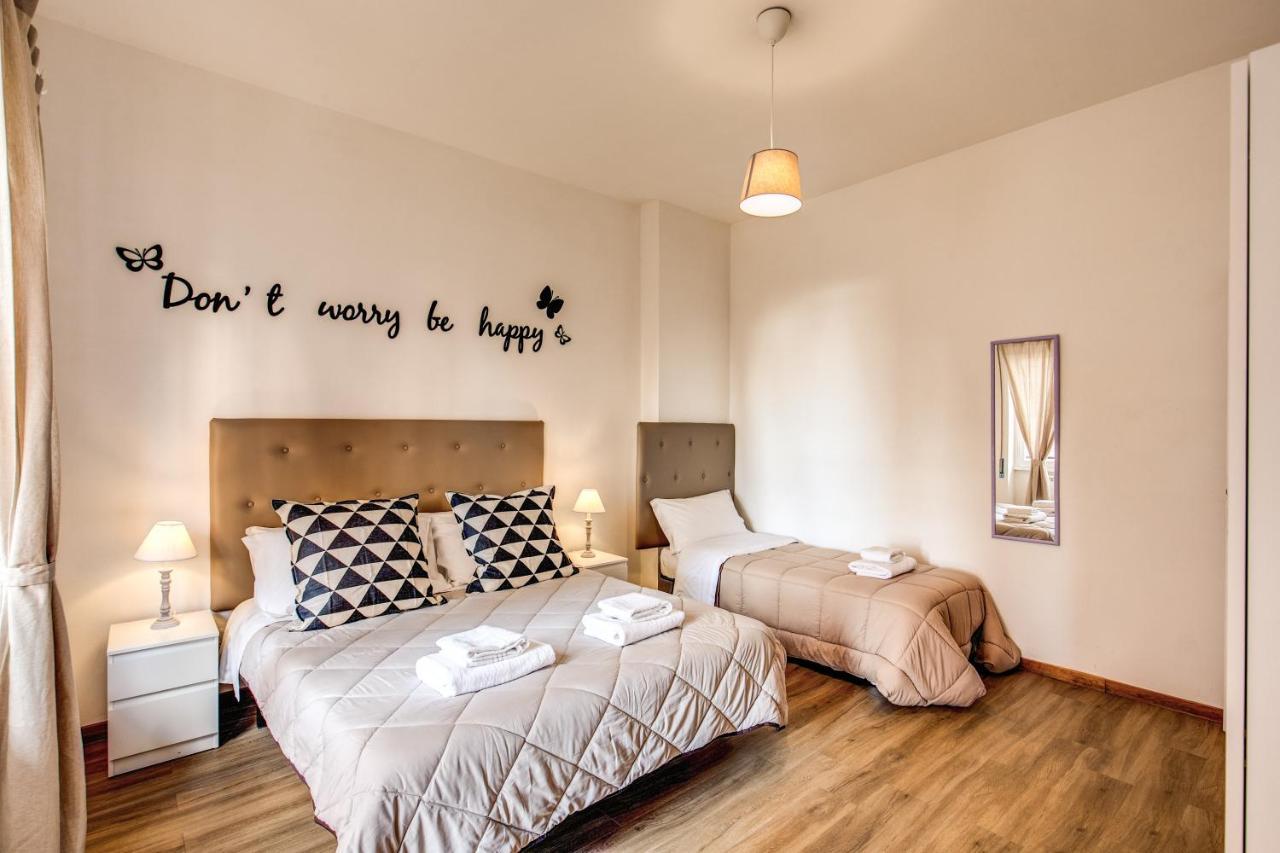 Aura Paradise Apartment โรม ภายนอก รูปภาพ